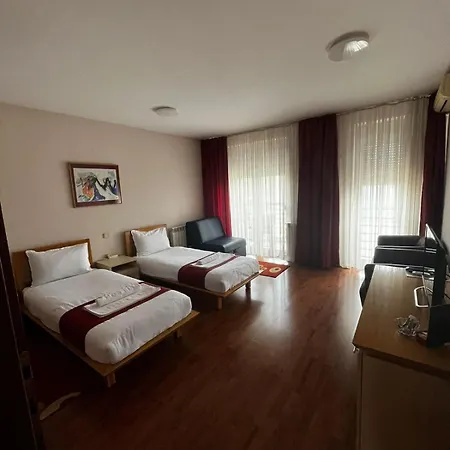 Garni Belvedere Lux 2*